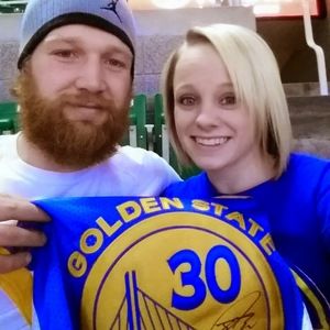 Meet your Posher, Justin